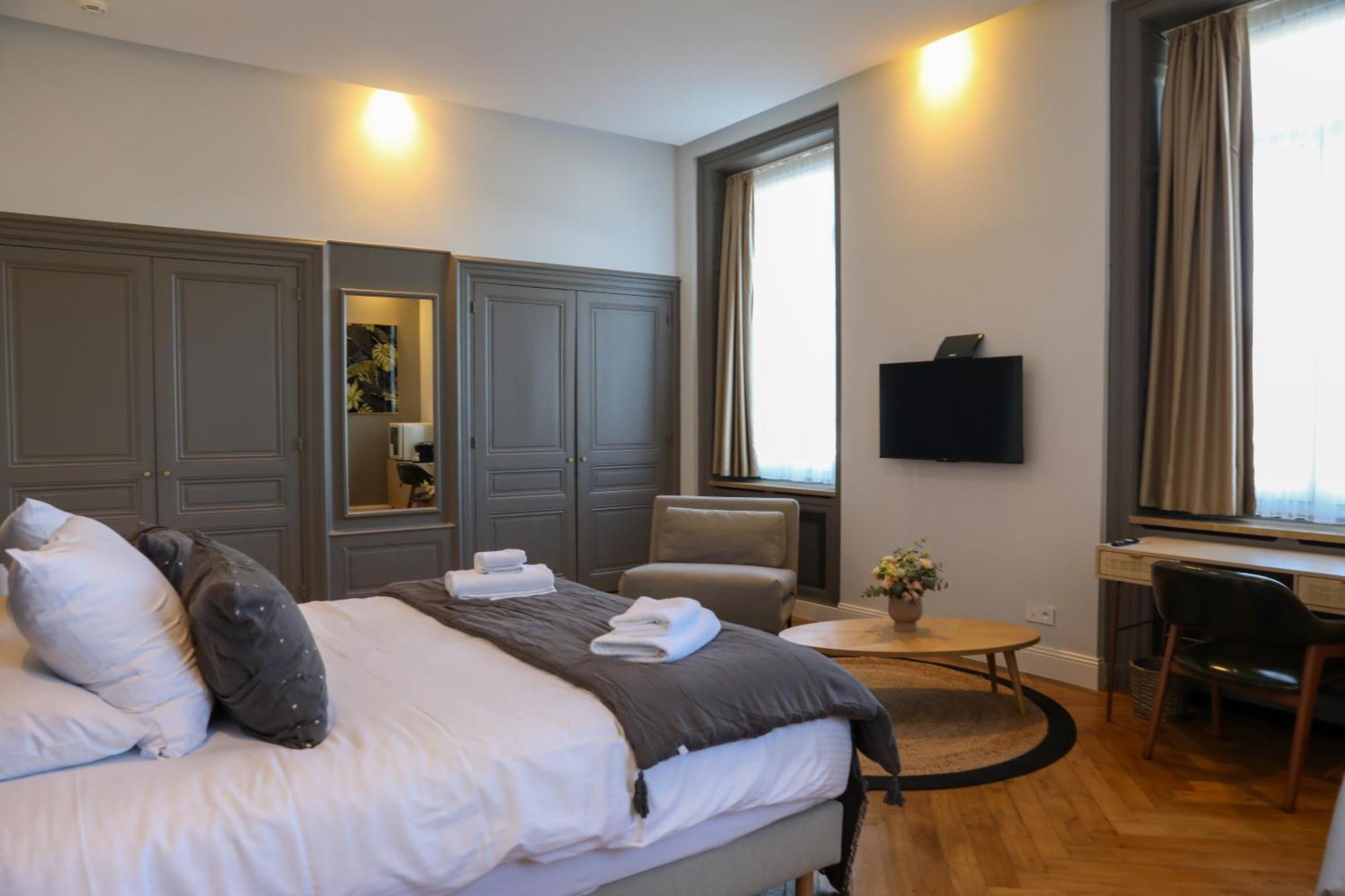 Sequoias Golf & Ressort Hotel Ruy-Montceau Luaran gambar