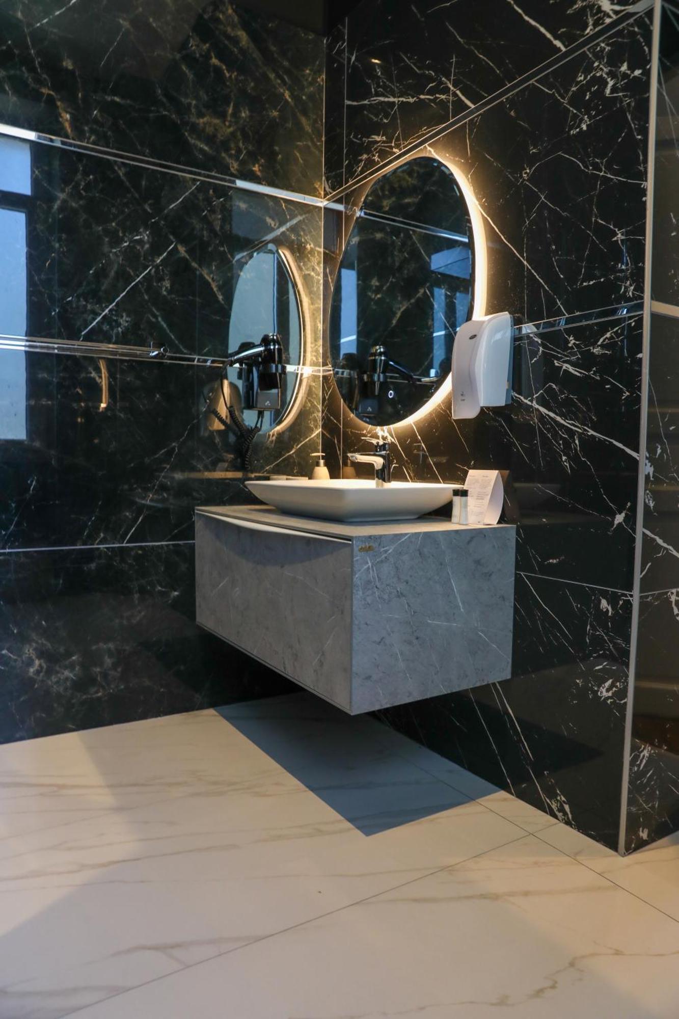 Sequoias Golf & Ressort Hotel Ruy-Montceau Luaran gambar