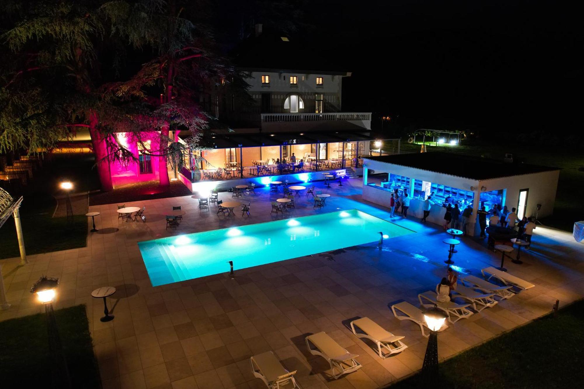 Sequoias Golf & Ressort Hotel Ruy-Montceau Luaran gambar